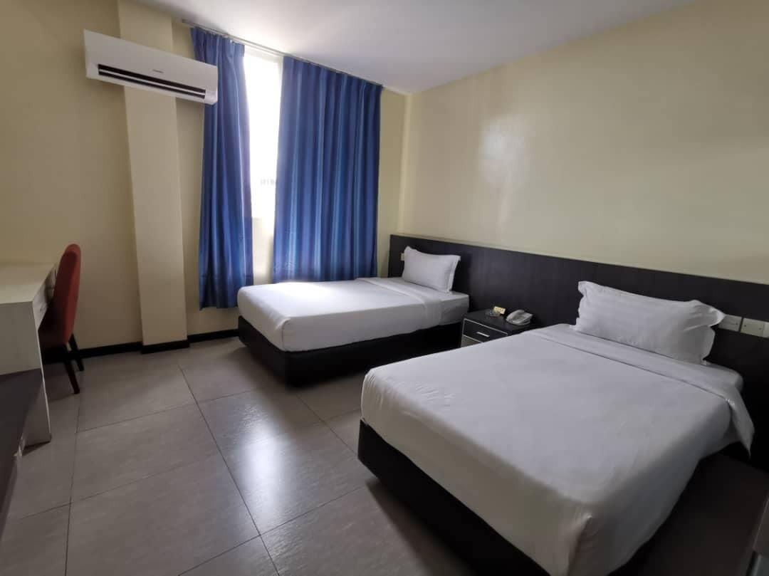 Prince Hotel Tawau Kültér fotó