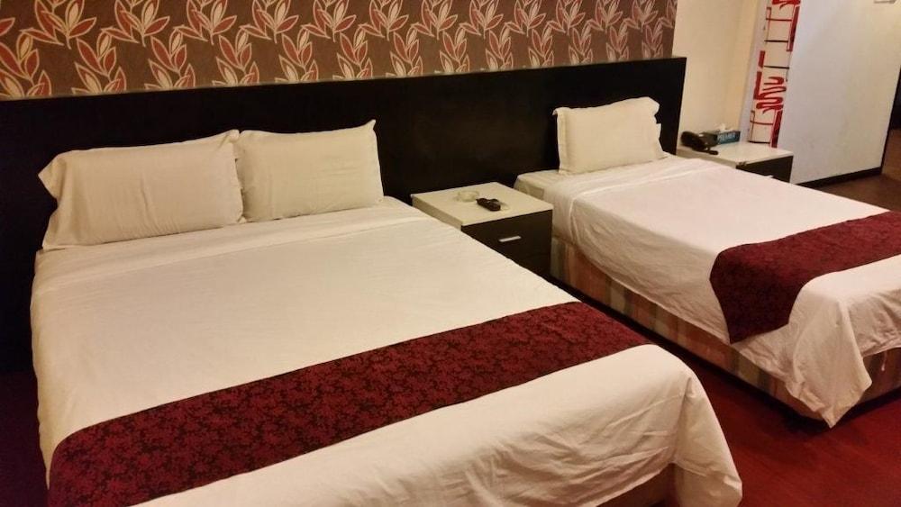 Prince Hotel Tawau Kültér fotó