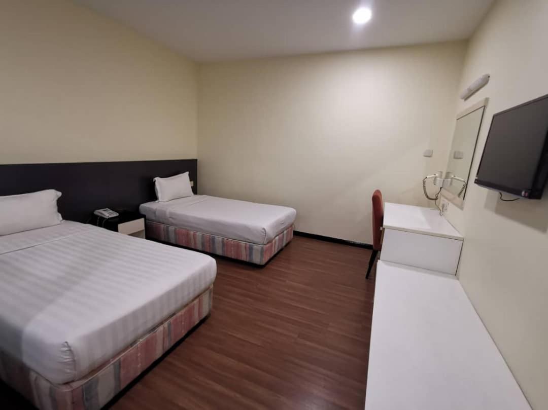 Prince Hotel Tawau Kültér fotó