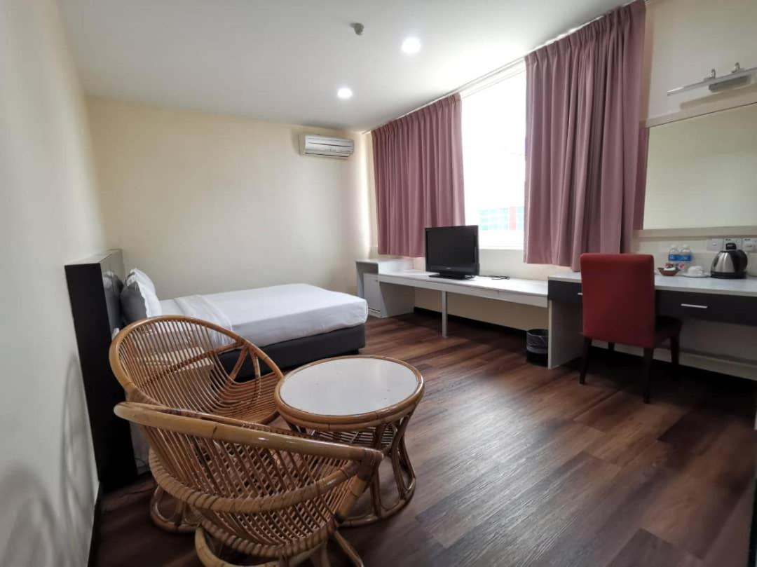 Prince Hotel Tawau Kültér fotó