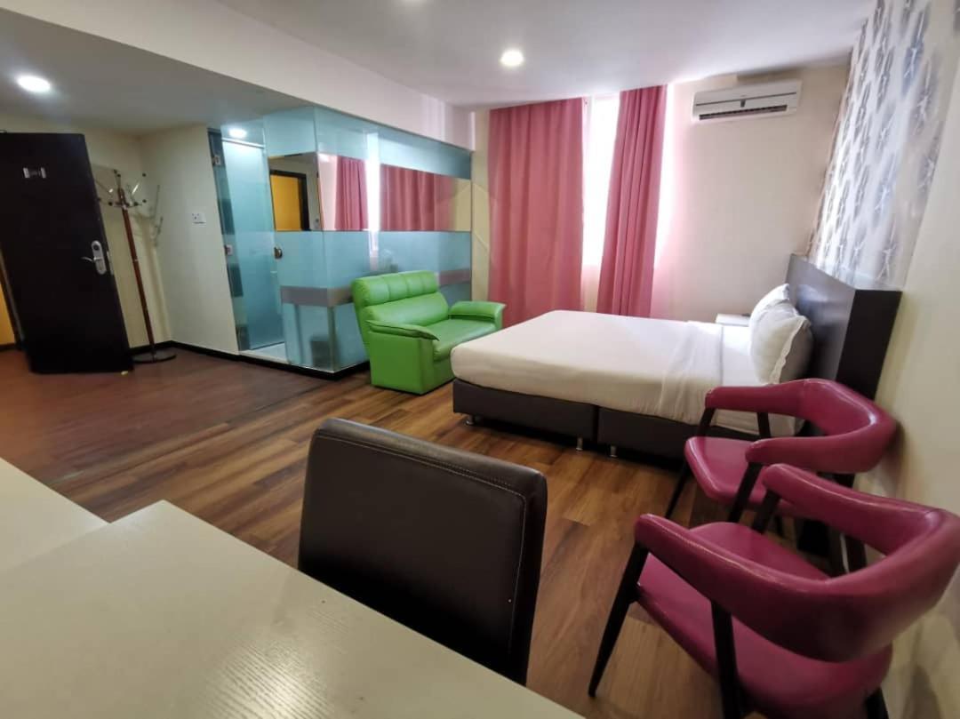 Prince Hotel Tawau Kültér fotó